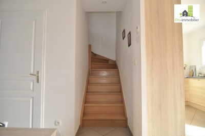 A VENDRE APPARTEMENT EN DUPLEX AUBERIVES SUR VAREZE.JPG