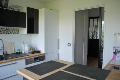 ECULLY VEND APPARTEMENT.JPG