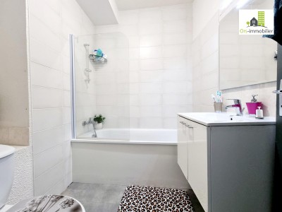 A VENDRE PETIT PRIX T2 VIENNE 38200.jpg