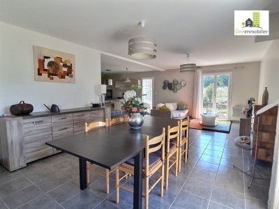 JOLIE MAISON individuelle DE 2014 A VISITER SANS TARDER SUR JARDIN 38200.jpg