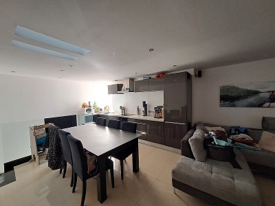 A VENDRE APPARTEMENT REVENTIN VAUGRIS.jpg