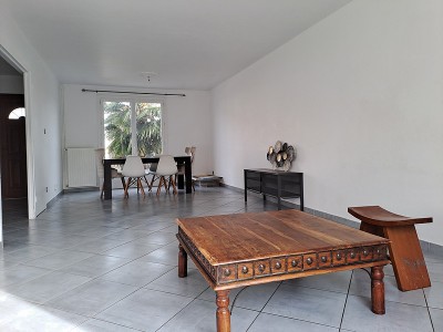 VIENNE MAISON MEUBLEE A LOUER.jpg