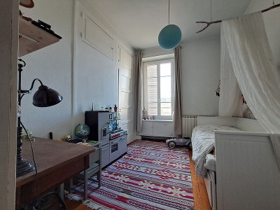 VIENNE PLACE SAINT MAURICE ACHAT VENTE.jpg