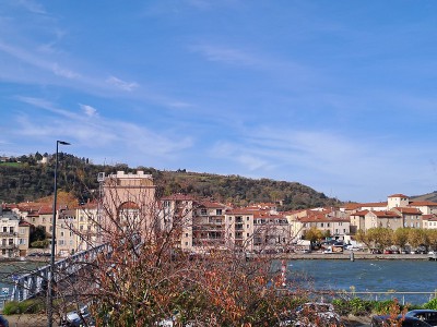 VIENNE A VENDRE APPARTEMENT.jpg