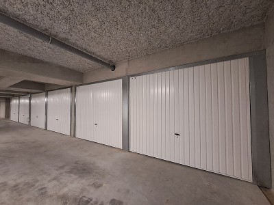 GARAGE A LOUER LES HAUTS DE BON ACCUEIL VIENNE 38200.jpg