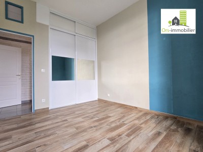 A VENDRE APPARTEMENT DANS ANCIENNE MAISON DE MAITRE SUR ESTRABLIN 38780.jpg