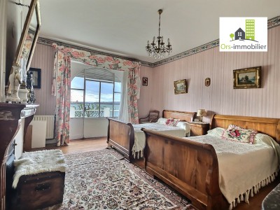 Ors Immobilier Condrieu – Séjour lumineux avec vue sur le Rhône.jpg