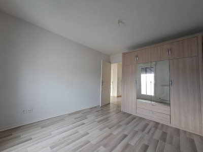 VENISSIEUX LOCATION PROCHE TRAM.jpg