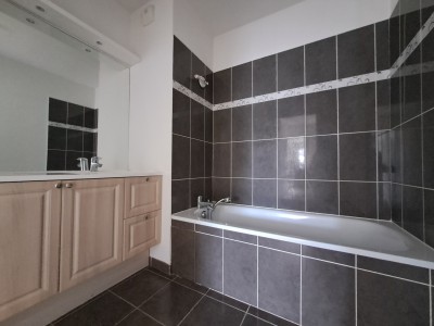 VENISSIEUX MAIRIE APPARTEMENT A LOUER.jpg