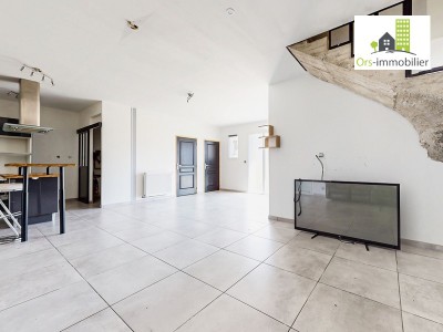 Chambre enfant lumineuse – Maison familiale à vendre.jpg