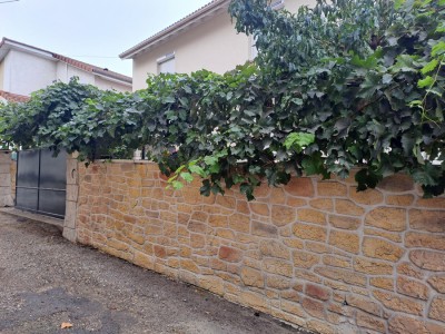 immobilier-location-villa-cour-et-buis.jpg