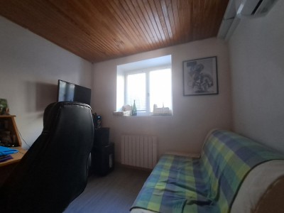 immobilier-saint-pierre-de-boeuf-bureau-mezzanine.jpg