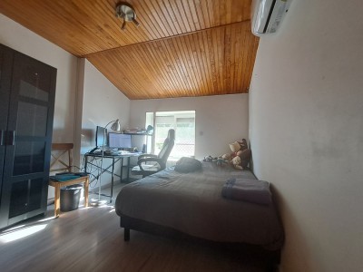 immobilier-saint-pierre-de-boeuf-chambre.jpg