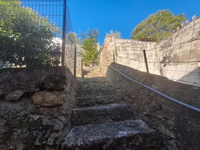 vente-maison-st-pierre-de-boeuf-vue-exterieure.jpg