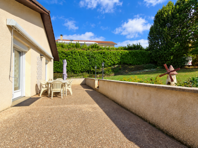 Vente immobilière près de Vienne 38200 – Maison avec jardin et garage.png