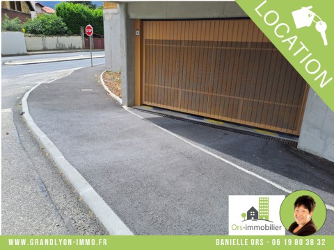 LOCATION GARAGE VIENNE BON ACCUEIL.JPG