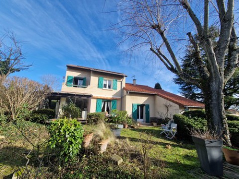 VEND MAISON SUR CHARLY 69390.jpg